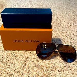 Louis Vuitton LV Drive Sunglasses
